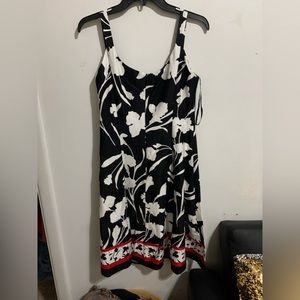 Madison Leigh- Black And White Floral Dress with Red Floral trim. Sz 8